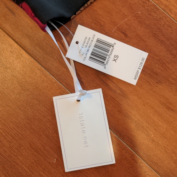 Flower dress - Picture 2 of 4